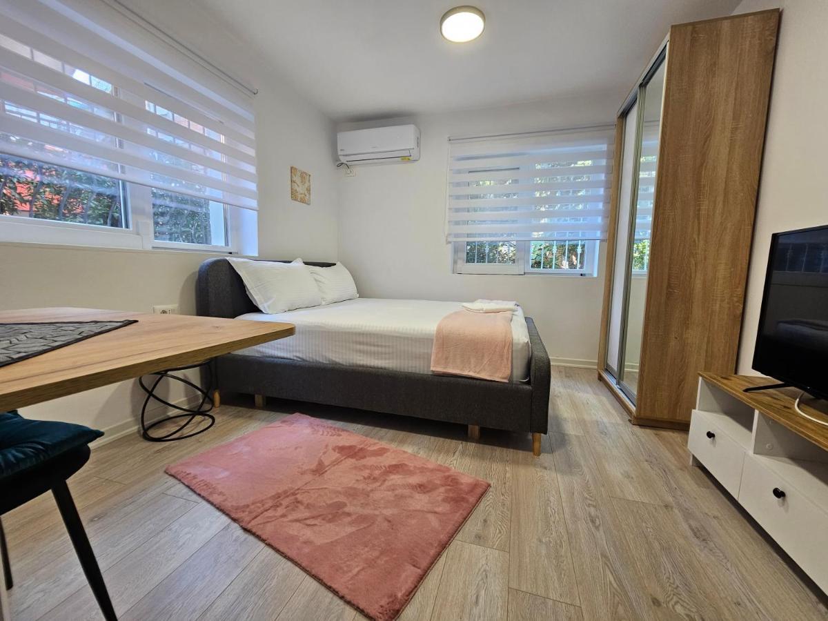 Tiny Rose Studio Tiranë Ngoại thất bức ảnh