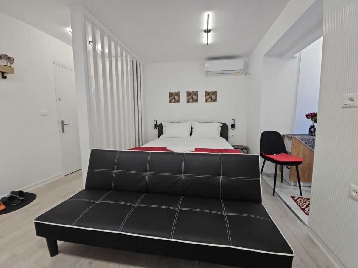 Tiny Rose Studio Tiranë Ngoại thất bức ảnh