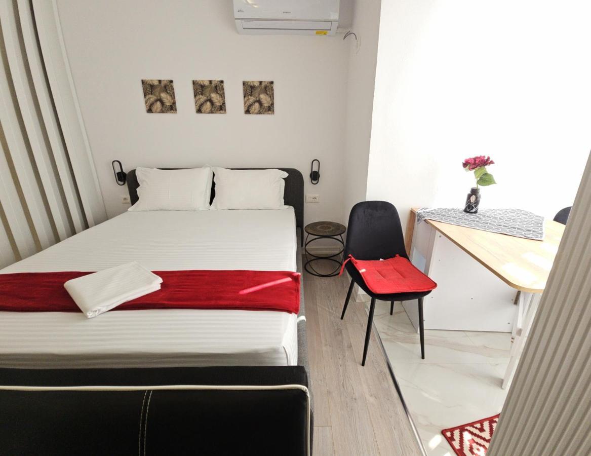 Tiny Rose Studio Tiranë Ngoại thất bức ảnh